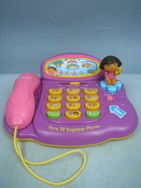 Dora the Explorer TV Phone by VTech