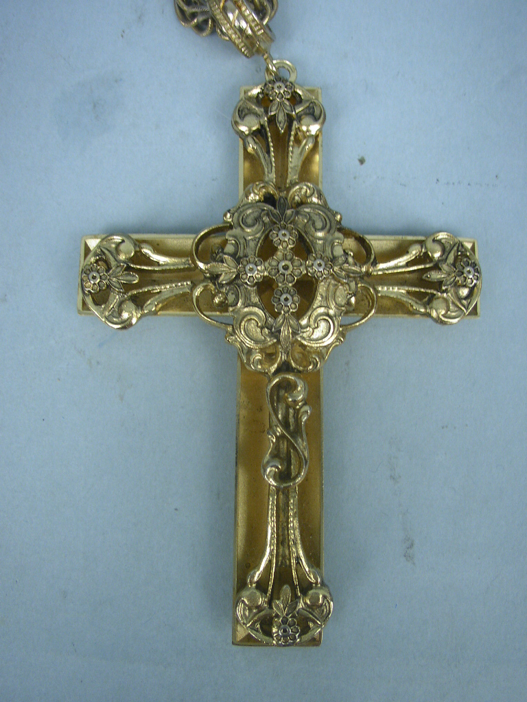 Whiting & Davis Etruscan style Cross & Chain   Stunning  